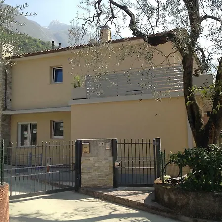 Casa Mario & Laura Free Wi-fi Private Parking Lägenhet *